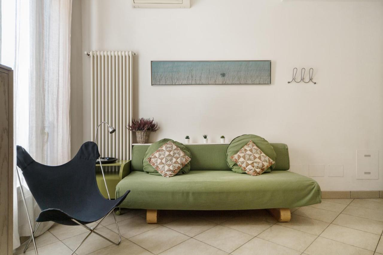 University Fancy Green House Bologne Extérieur photo